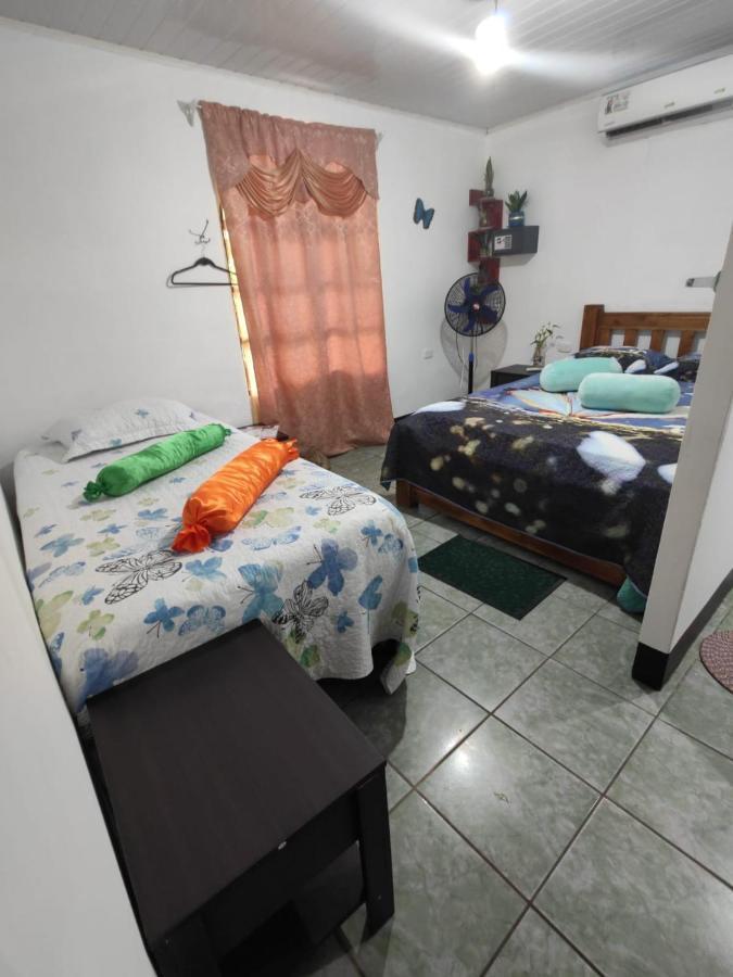 Appartamento Tortuguero Casa De Playa Green House Esterno foto