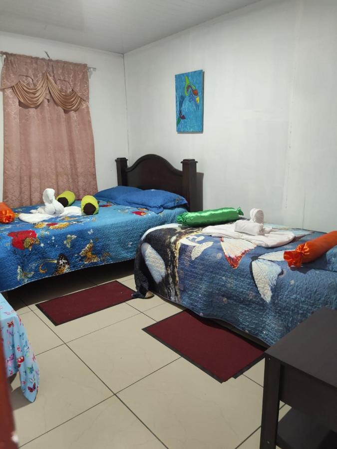 Appartamento Tortuguero Casa De Playa Green House Esterno foto