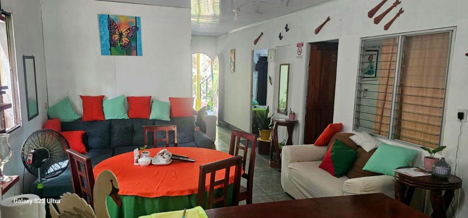 Appartamento Tortuguero Casa De Playa Green House Esterno foto